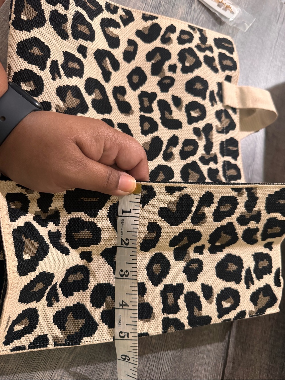 Beige Leopard Knit Tote Bag with Black Print - Picture 4 of 7
